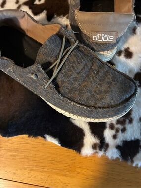 Hey Dude- Women’s 8 Leopard Print